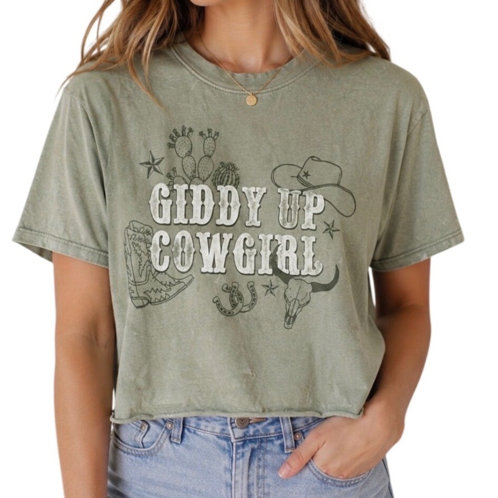 Organic Generation Size Large Cowgirl Giddy Up Green T-Shirt Graphic Crop